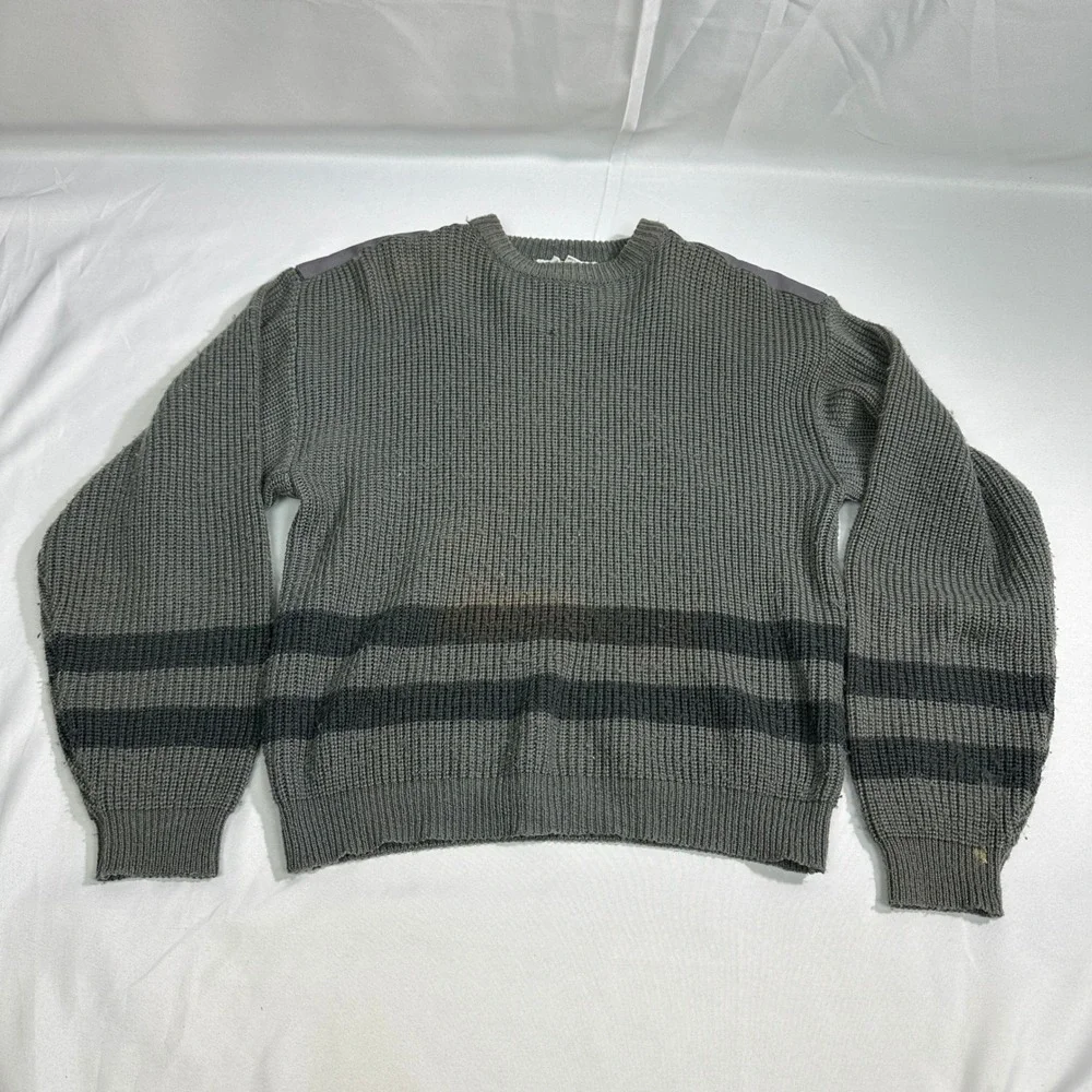 Vintage Richards Road Striped Knit‎ Sweater Mens L Gray Acrylic Made Korea